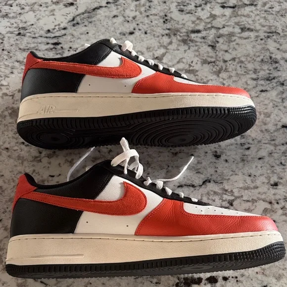 Nike Low-Top Sneakers in White, Orange & Black - Picture 4 of 8